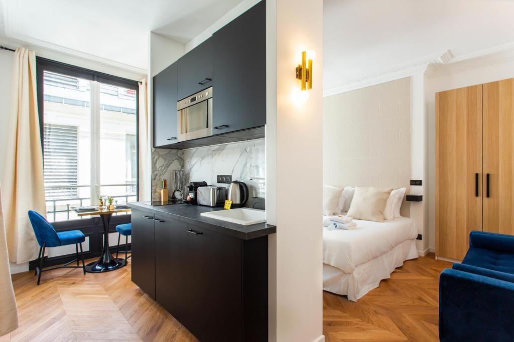 Intimate Apartment - 1Br-2P - Champs Elysees Parigi Esterno foto